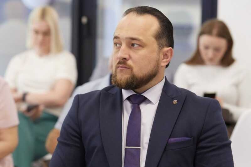Депутат от «Единой России» Сергей Сеченов избежал наказания за угрозы избирателю