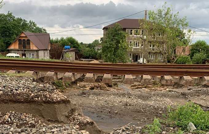 Участок Восточно-Сибирской железной дороги размыло в Бурятии из-за сильных дождей