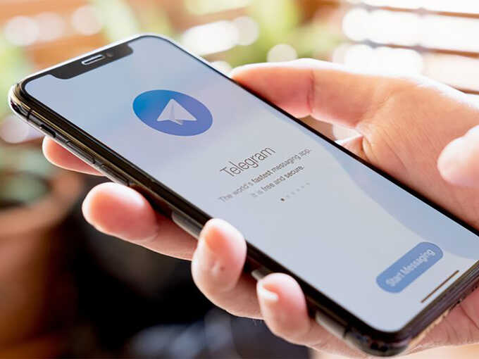 В России одновременно возникли сбои в работе Telegram и WhatsApp