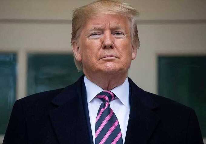 Скандал с Эпштейном вынуждает Трампа менять повестку