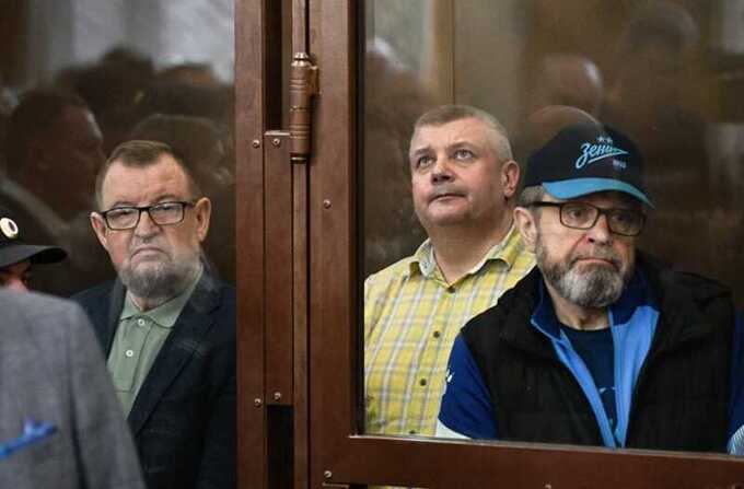 Генералы МВД Петербурга осуждены за крупные взятки и махинации с МРЭО